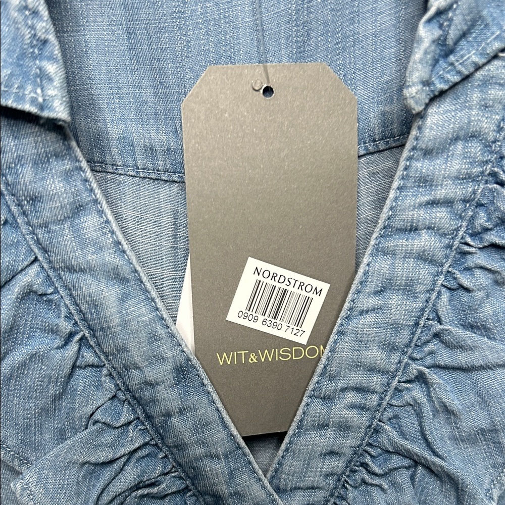 Wit & Wisdom New Light Blue Chambray Ruffled V-Cut Sleeveless Denim-Style Top - Picture 6 of 10